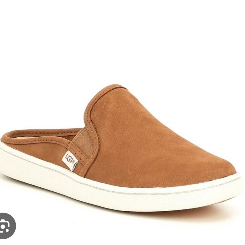 UGG Gene Nubuck Caramel Suede Slide Shoes Sz. 9